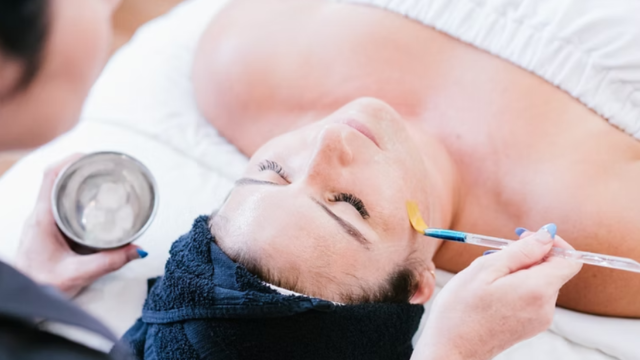 Facial-Treatment-in-Lake-Oswego