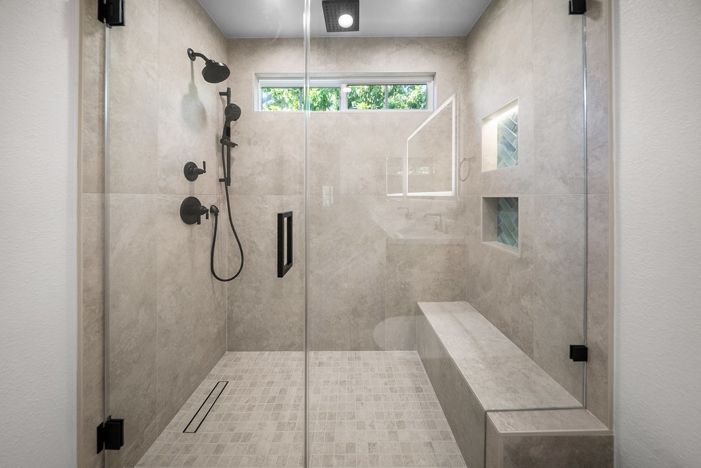 agoura-hills-bathroom-remodel-image-12