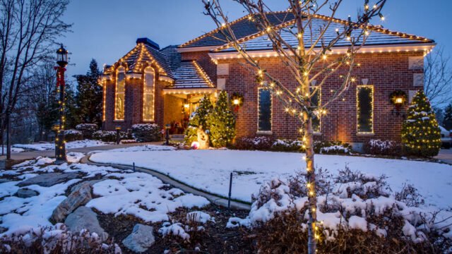 Christmas-Light-Installations-in-Chesapeake