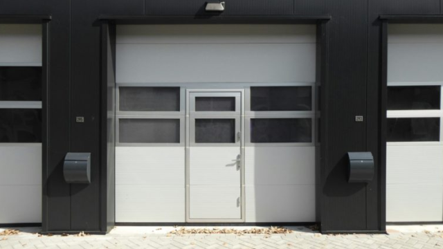 Roll-up-aluminum-or-steel-768×512-jpg-768×512-05-07-2026_11_14_AM