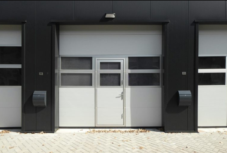 Roll-up-aluminum-or-steel-768×512-jpg-768×512-05-07-2026_11_14_AM